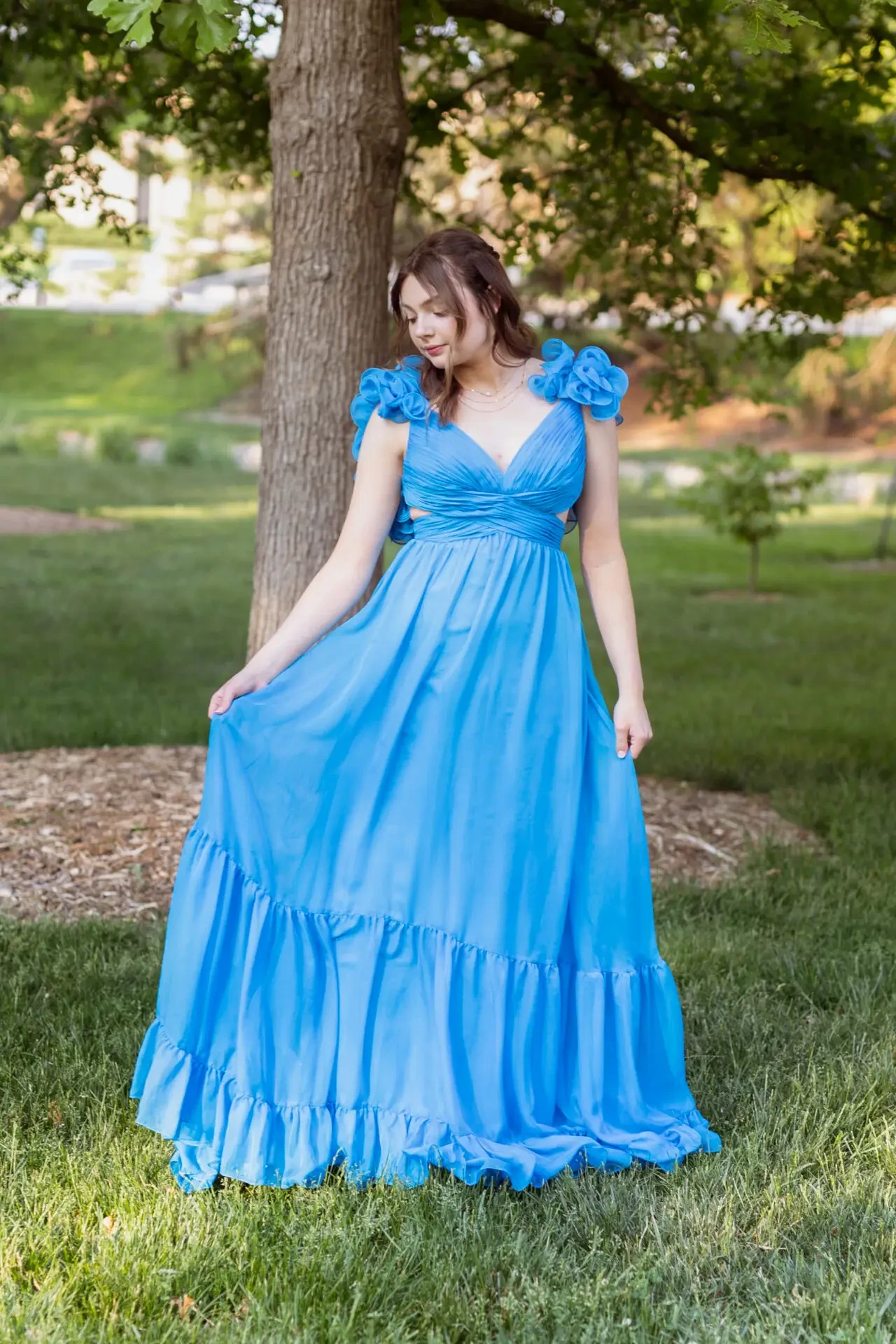 Keep an open mind while dress shopping. Desktop Image