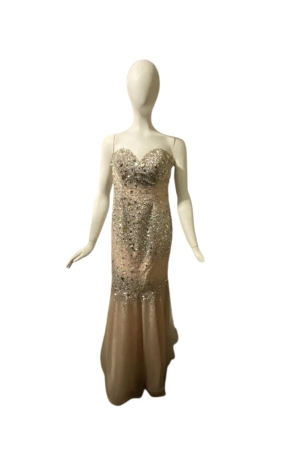 strapless dress on mannequin